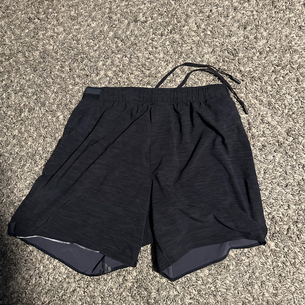 Never Worn. 7inch